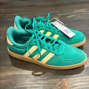 New Adidas Green and Yellow Sneakers